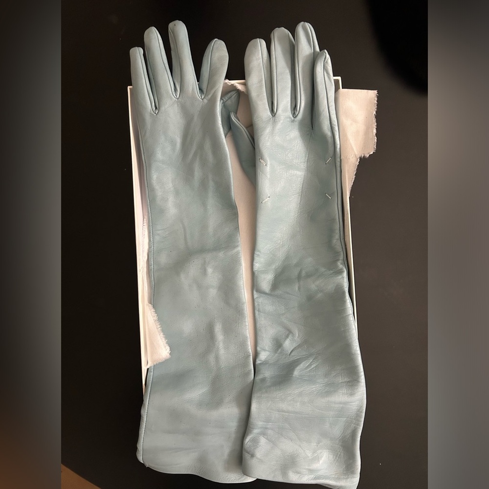 Maison Margiela - Four Stitches Gloves (Blue)
